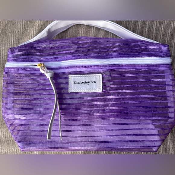 EUC Elizabeth Arden Cosmetic Carry Bag - Picture 6 of 7